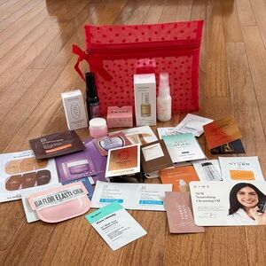 26 piece Beauty Bundle with bag